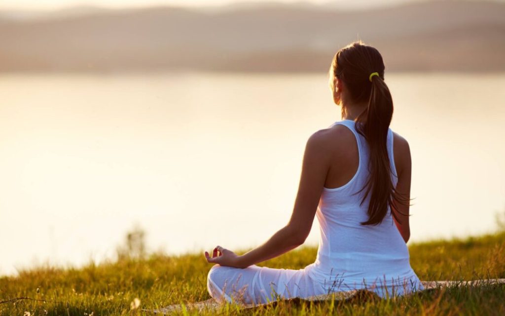 7 Powerful Benefits of Daily Meditation